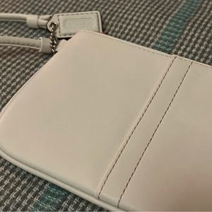 Coach SMALL Wristlet Clutch Purse